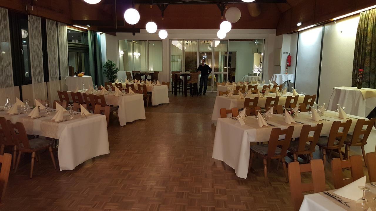 Parkhotel & Kurcafe Бад Засендорф Екстериор снимка